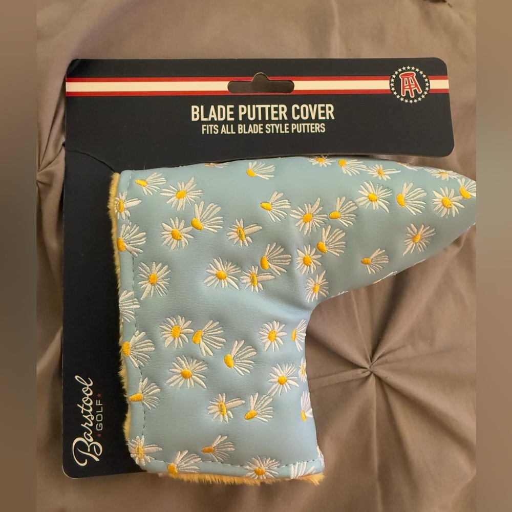 Barstool Golf Daisy Blade Putter Cover